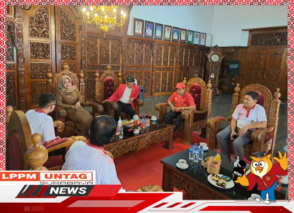 Jamuan bersama Bupati Mojokerto dalam rangka Pembukaan KKN Untag Surabaya