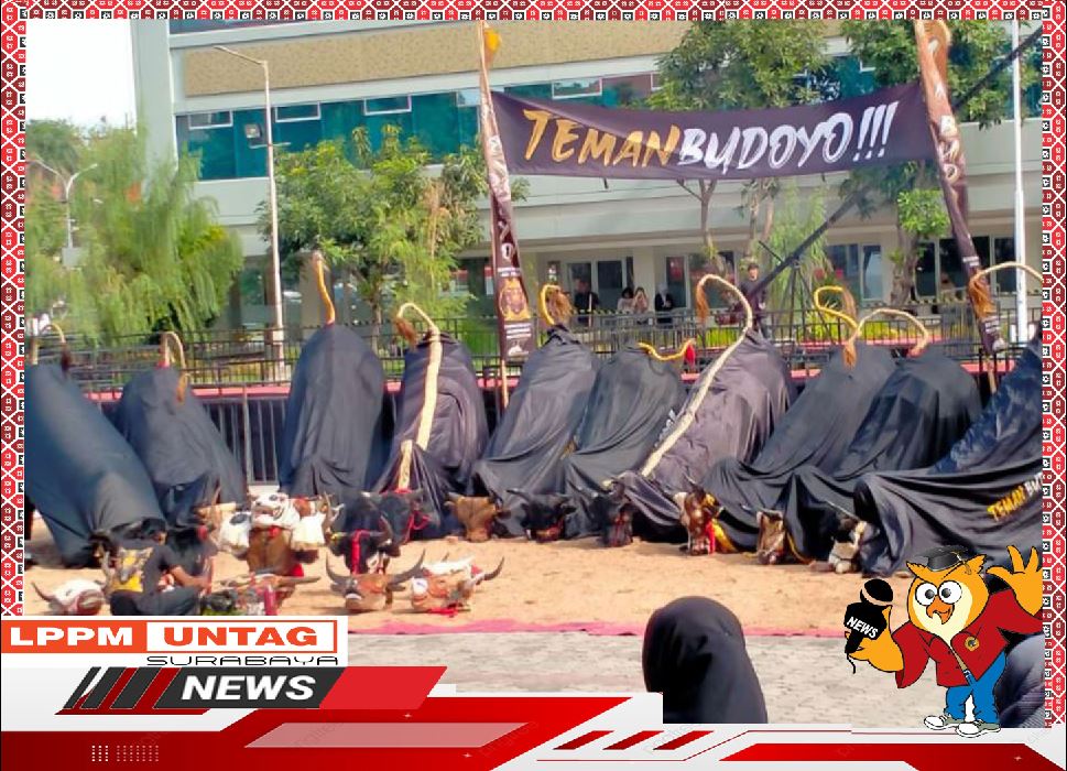 Kesenian Bantengan dalam PMB Untag Surabaya 2024