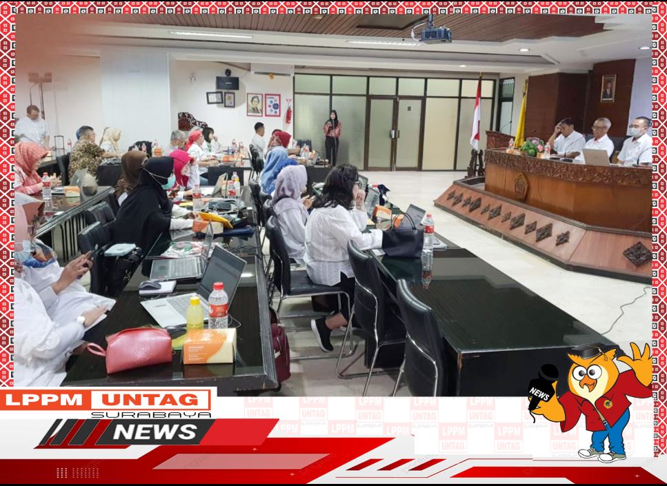 Ketua LPPM Untag Surabaya memberikan arahan dalam Bulan Sinta