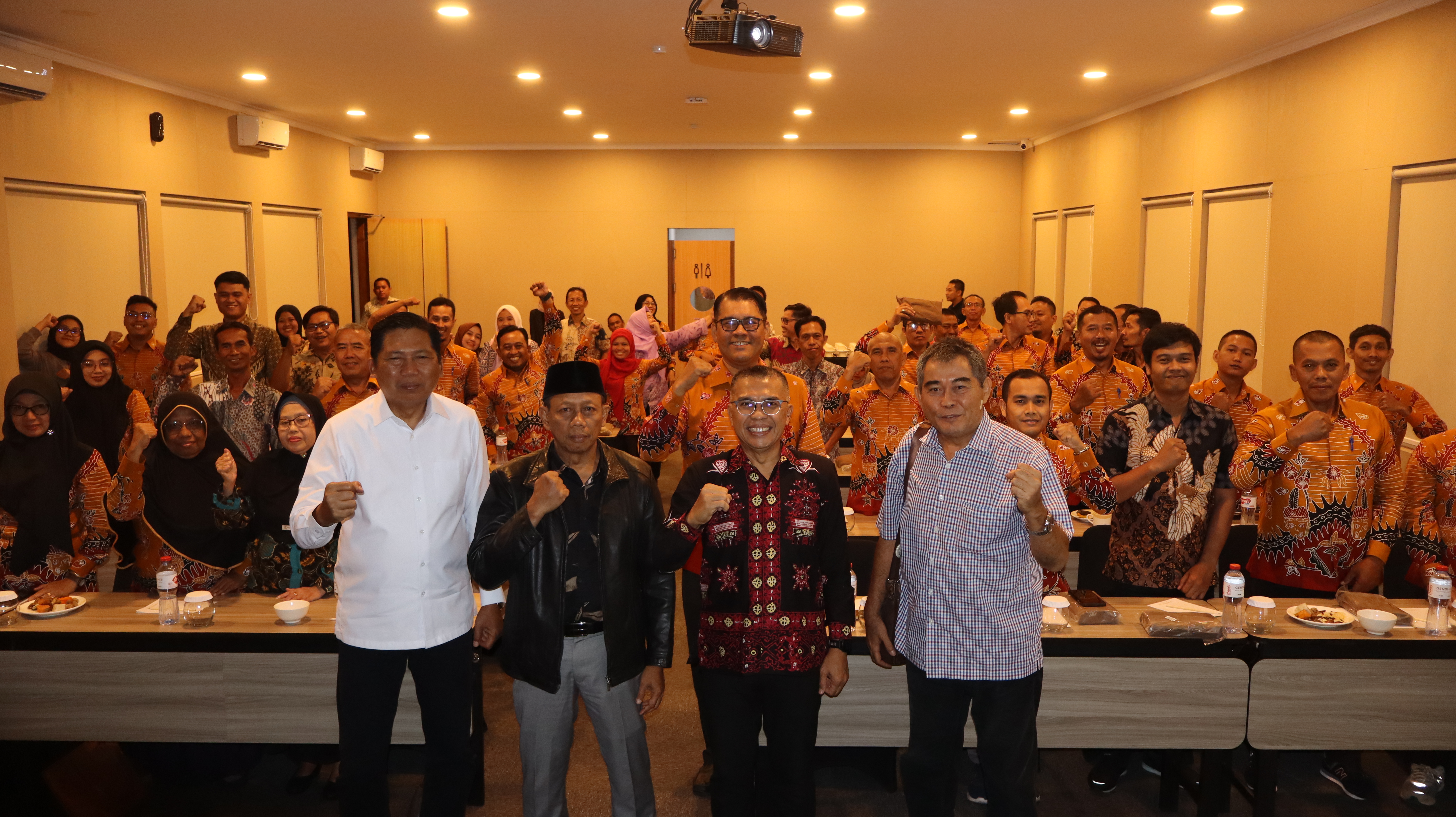 Sekretariat DPRD Kota Pasuruan Jalin Kerja Sama dengan LPPM Untag Surabaya Gelar Bimtek ASN