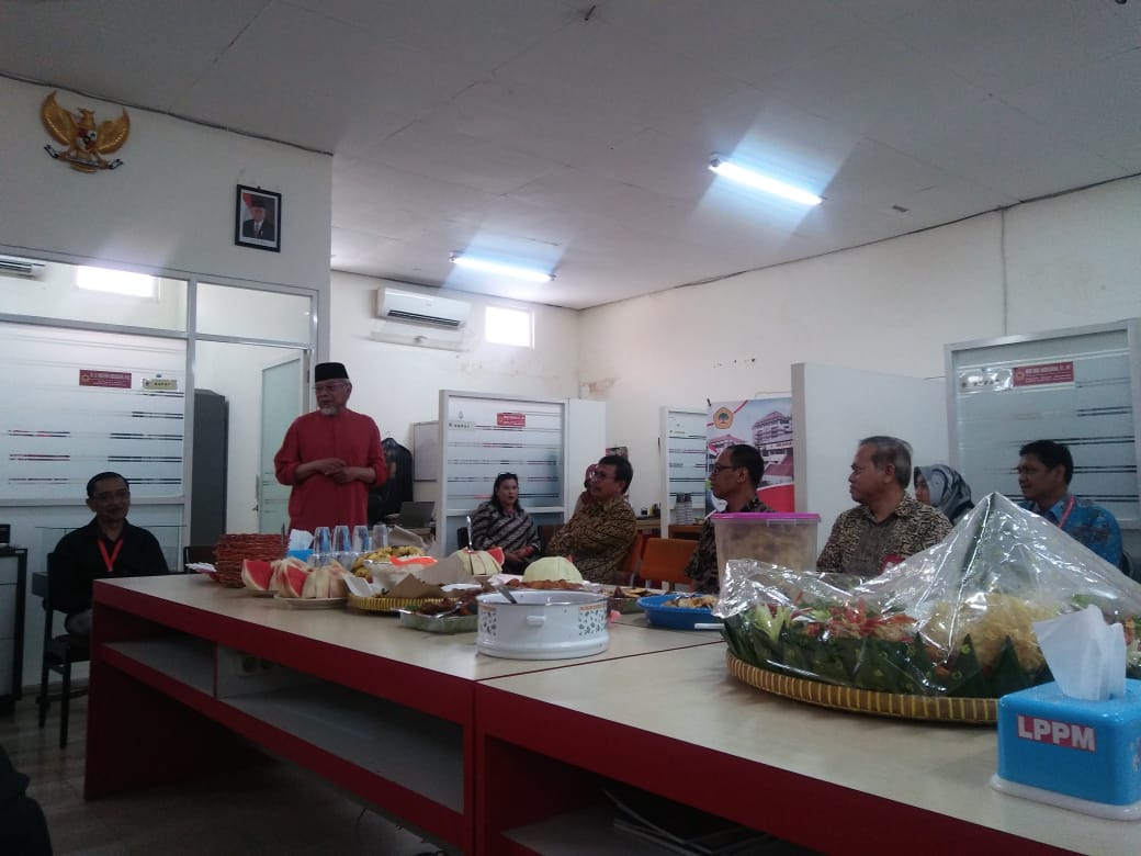 LPPM UNIVERSITAS 17 AGUSTUS 1945 SURABAYA BERHASIL MERAIH PERINGKAT UTAMA