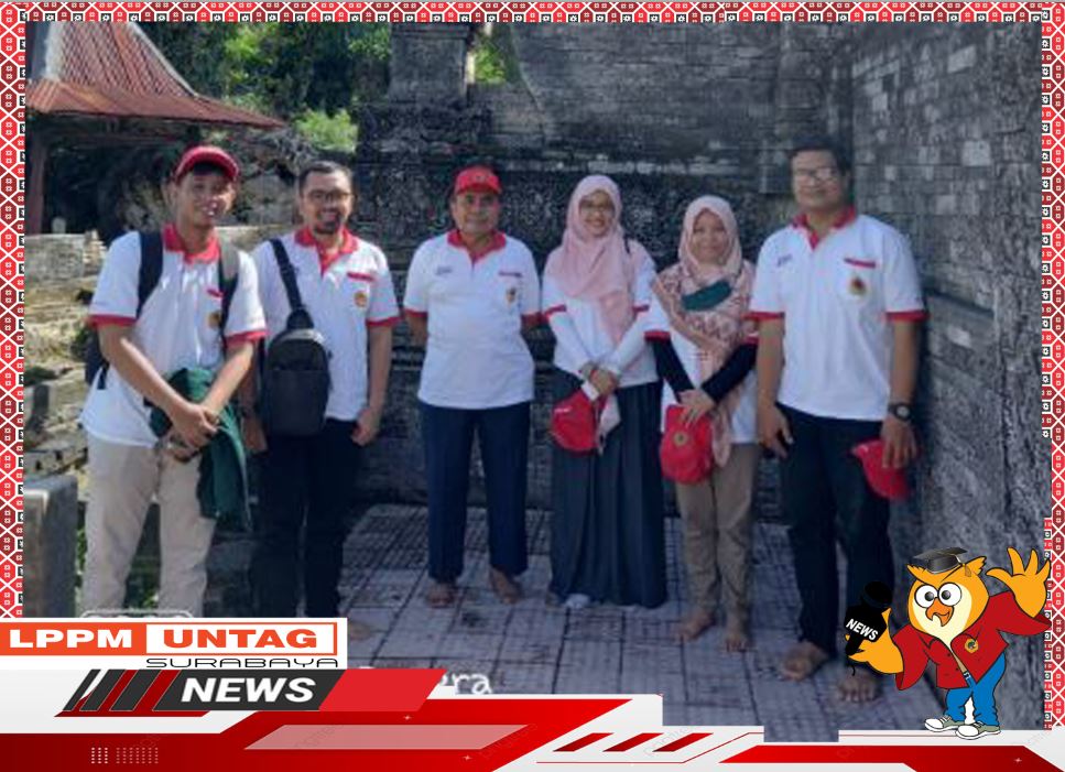 Warek II Untag Surabaya  dan Tim LPPM Untag Surabaya melakukan kunjungan religi di Makam Sendang Duwur.