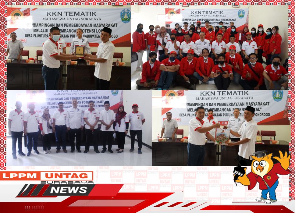 Ketua LPPM memberikan cinderamata secara simbolis dalam KKN Tematik yang berlangsung di Desa Plunturan
