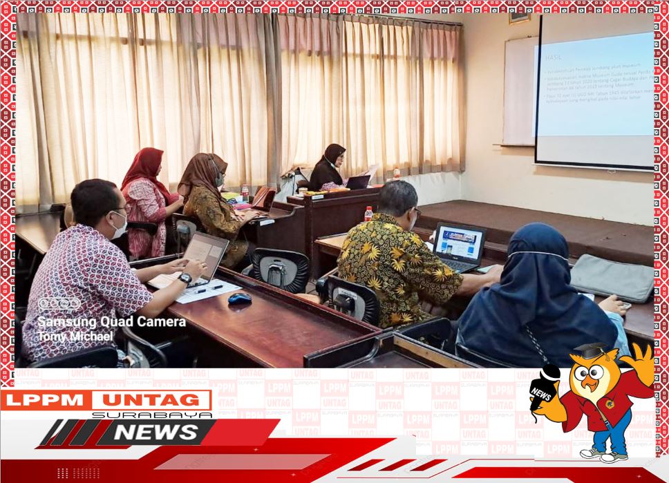 Kepala Pusat Publikasi Dan Kekayaan Intelektual LPPM memaparkan hasil penelitian berjudul  Penerapan Pasal 32 Ayat (1) Undang-Undang Dasar Negara Repu